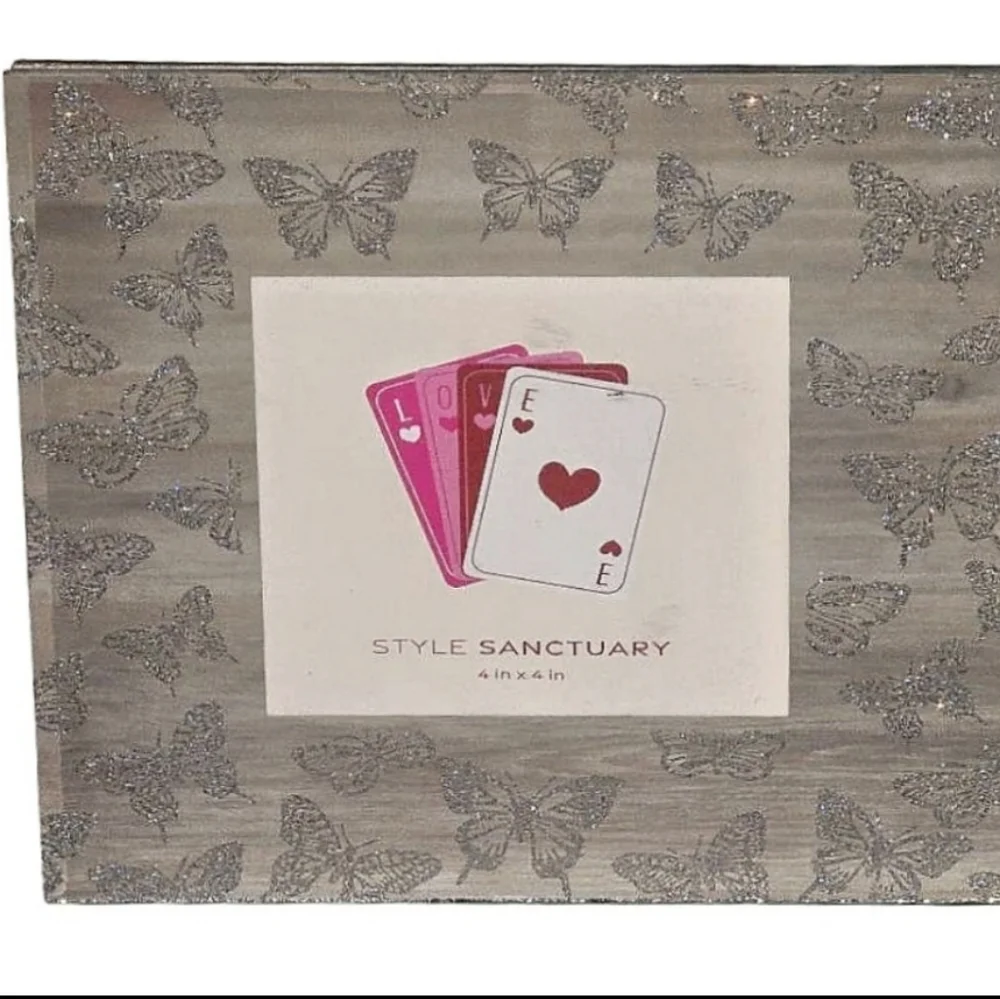 Style Sanctuaty Etched Glitter Butterfly Mirrored Photo‎ Frame